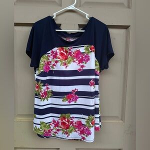 ⭐️striped floral navy blouse